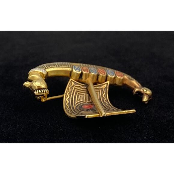 Vintage Damascene Ship Boat Brooch Pin Signed SPAIN Gold Tone Black Red Blue - Picture 4 of 8